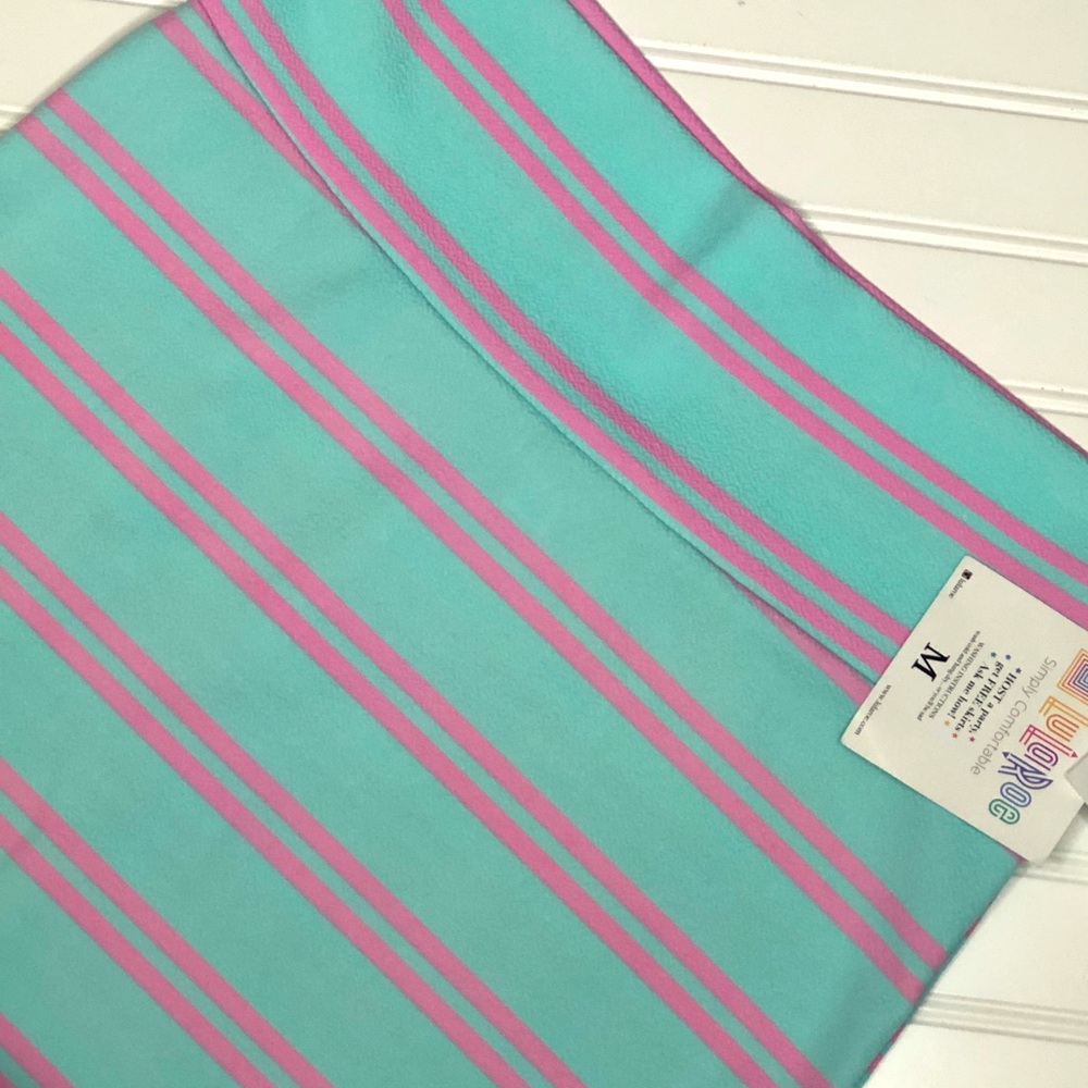 LulaRoe LLR NWT CASSIE Pencil skirt